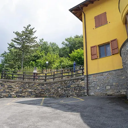 Appartamento Mansarda Adele Santo Stefano dʼAveto